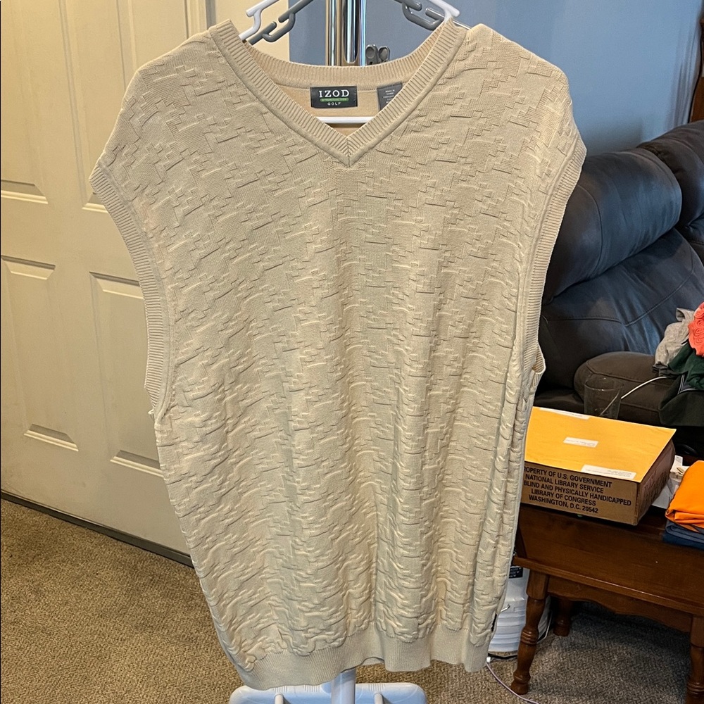 IZOD Golf Sweater Vest